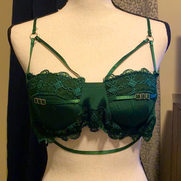 NWOT Bra 💚 - Picture 1 of 1